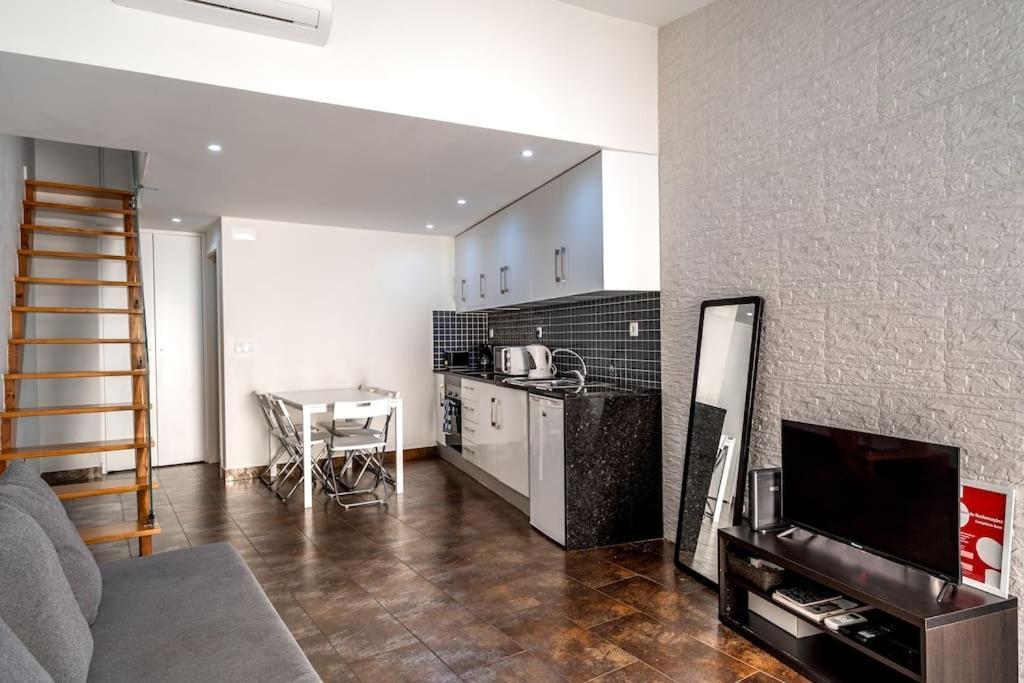 Cozy Ground Floor Studio With Ac And Loft Bedroom Lisabona Exterior foto