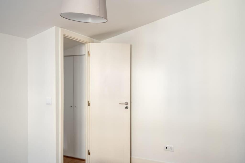 Cozy Ground Floor Studio With Ac And Loft Bedroom Lisabona Exterior foto